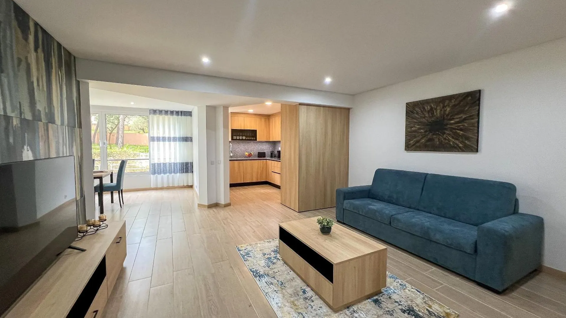 Apartment Modern Retreat 700M From The Beach - Salgados Guia  Portugal